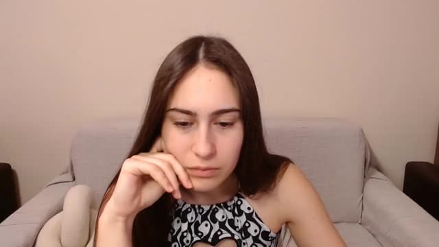 Gallery image thumbnail from ulohu's myfreecams stream on, 03/28/2025, 11:27 image 6 of 20