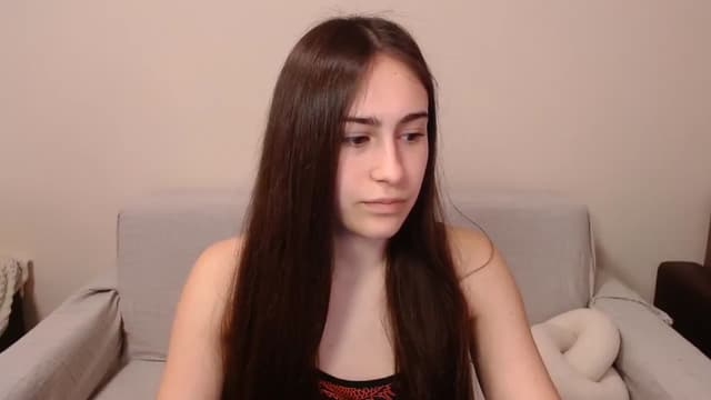 Gallery image thumbnail from ulohu's myfreecams stream on, 03/29/2025, 12:29 image 10 of 20