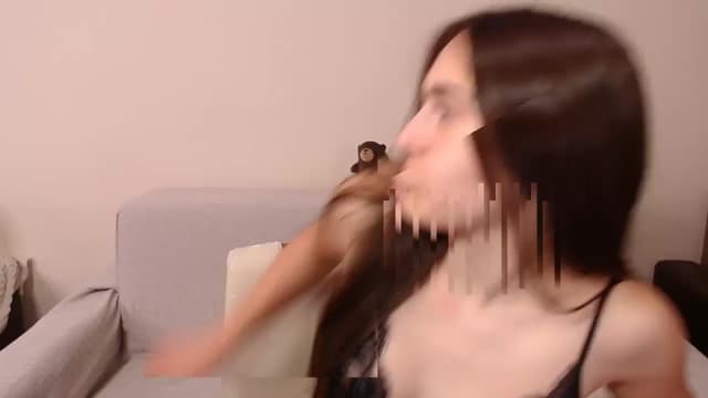 Gallery image thumbnail from ulohu's myfreecams stream on, 03/29/2025, 14:40 image 20 of 20
