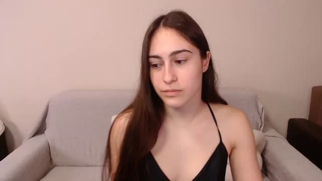Gallery image thumbnail from ulohu's myfreecams stream on, 04/01/2025, 16:27 image 1 of 20
