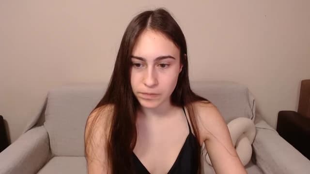Gallery image thumbnail from ulohu's myfreecams stream on, 04/01/2025, 20:23 image 5 of 20