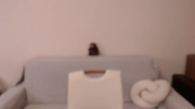 Gallery image thumbnail from ulohu's myfreecams stream on, 04/03/2025, 16:10 image 11 of 20