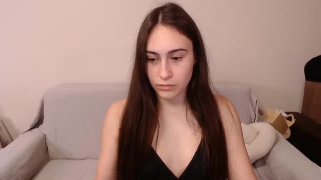 Gallery image thumbnail from ulohu's myfreecams stream on, 04/03/2025, 20:01 image 3 of 20