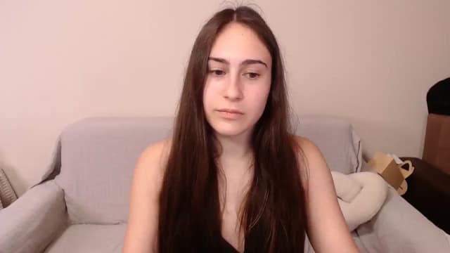 Gallery image thumbnail from ulohu's myfreecams stream on, 04/03/2025, 20:01 image 16 of 20