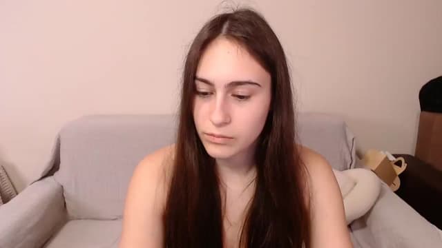 Gallery image thumbnail from ulohu's myfreecams stream on, 04/03/2025, 20:01 image 12 of 20