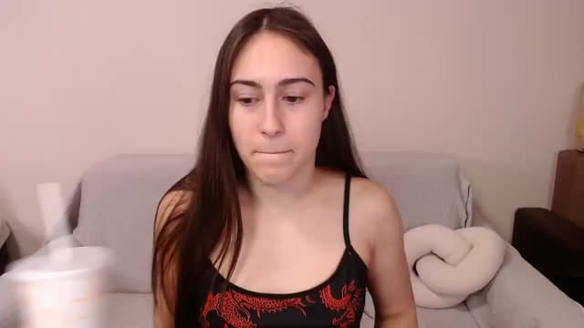 Gallery image thumbnail from ulohu's myfreecams stream on, 04/04/2025, 18:37 image 1 of 20