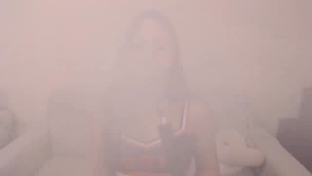 Gallery image thumbnail from ulohu's myfreecams stream on, 04/05/2025, 18:34 image 16 of 20