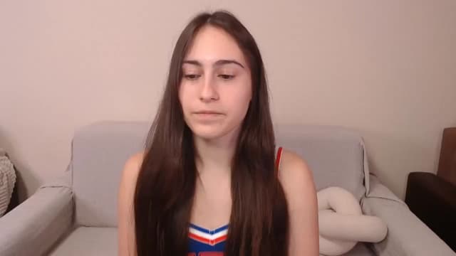 Gallery image thumbnail from ulohu's myfreecams stream on, 04/05/2025, 21:51 image 19 of 20