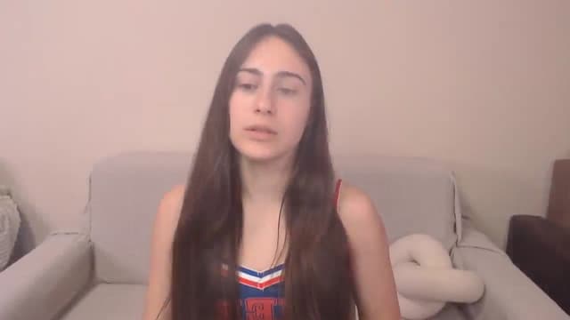 Gallery image thumbnail from ulohu's myfreecams stream on, 04/05/2025, 21:51 image 4 of 20
