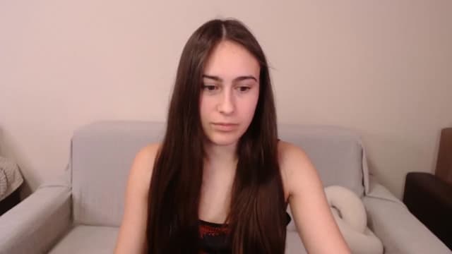 Gallery image thumbnail from ulohu's myfreecams stream on, 04/06/2025, 23:29 image 18 of 20