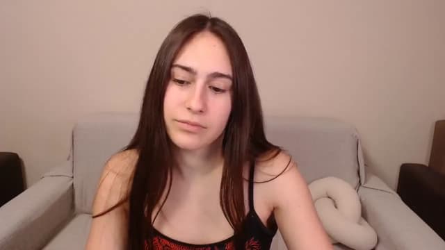 Gallery image thumbnail from ulohu's myfreecams stream on, 04/07/2025, 03:49 image 5 of 20