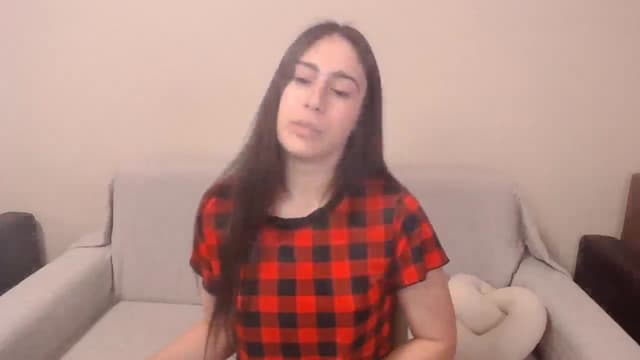 Gallery image thumbnail from ulohu's myfreecams stream on, 04/09/2025, 05:19 image 10 of 20