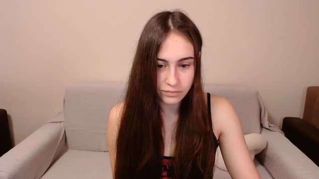Gallery image thumbnail from ulohu's myfreecams stream on, 04/26/2025, 10:10 image 12 of 20