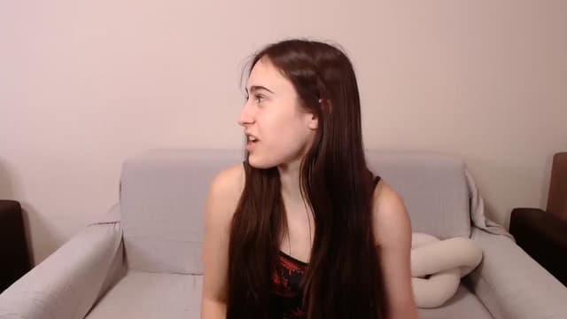Gallery image thumbnail from ulohu's myfreecams stream on, 04/26/2025, 19:58 image 6 of 20