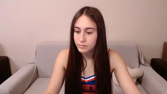 Gallery image thumbnail from ulohu's myfreecams stream on, 04/27/2025, 15:37 image 6 of 20