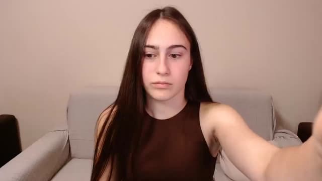 Gallery image thumbnail from ulohu's myfreecams stream on, 05/07/2025, 18:04 image 6 of 20
