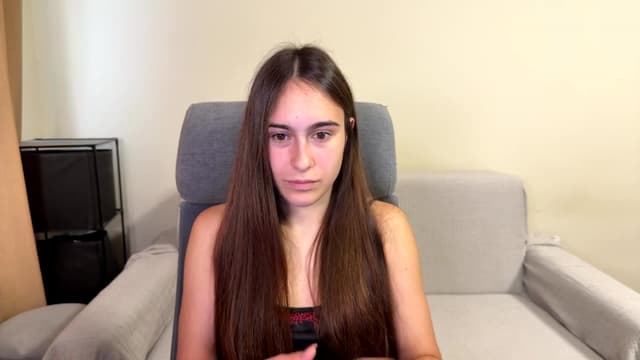 Gallery image thumbnail from ulohu's myfreecams stream on, 10/16/2025, 14:18 image 17 of 20