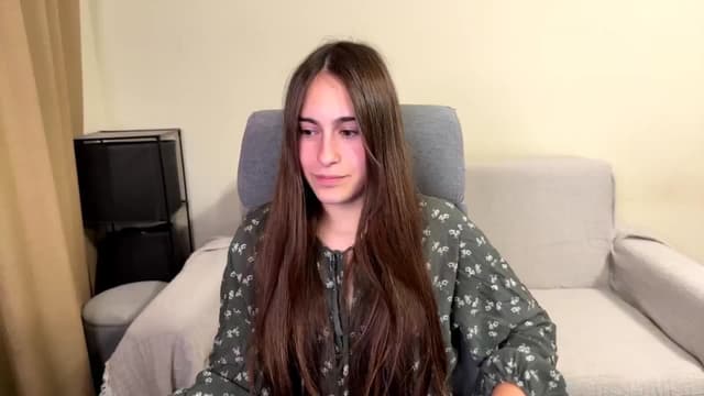 Gallery image thumbnail from ulohu's myfreecams stream on, 10/19/2025, 16:11 image 20 of 20