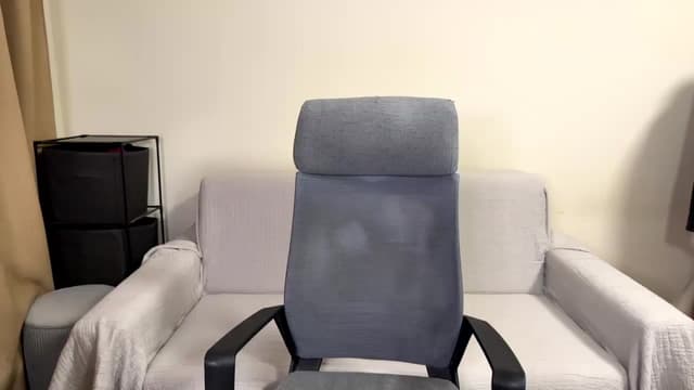 Gallery image thumbnail from ulohu's myfreecams stream on, 11/05/2025, 17:16 image 12 of 20