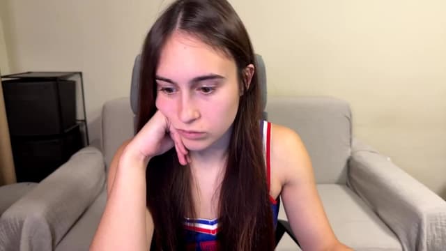 Gallery image thumbnail from ulohu's myfreecams stream on, 11/13/2025, 14:58 image 15 of 20