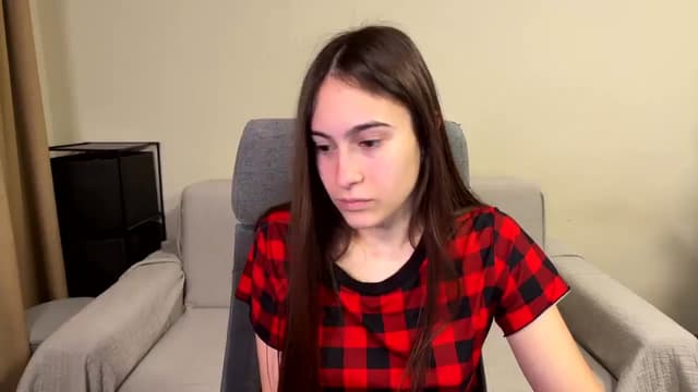 Gallery image thumbnail from ulohu's myfreecams stream on, 12/26/2025, 14:53 image 14 of 20