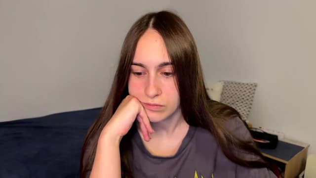 Gallery image thumbnail from ulohu's myfreecams stream on, 05/24/2026, 19:40 image 16 of 20