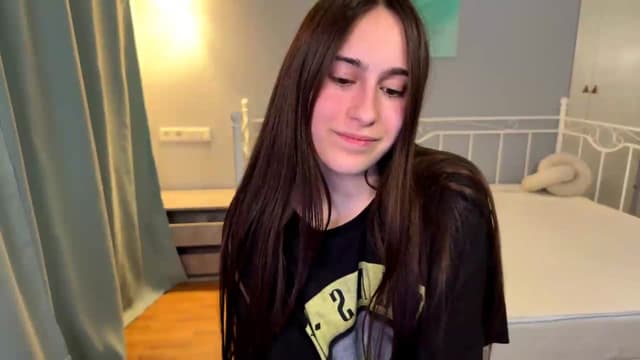 Gallery image thumbnail from ulohu's myfreecams stream on, 06/15/2026, 24:12 image 9 of 20