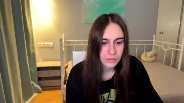Gallery image thumbnail from ulohu's myfreecams stream on, 06/15/2026, 23:10 image 13 of 20