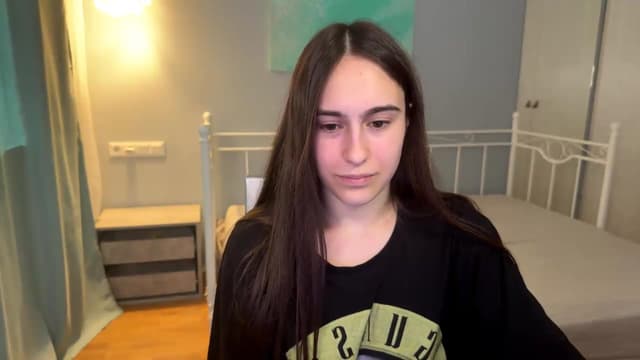 Gallery image thumbnail from ulohu's myfreecams stream on, 07/17/2026, 13:45 image 7 of 20