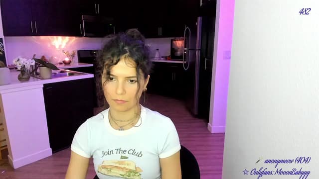 Gallery image thumbnail from vroom's myfreecams stream on, 05/02/2025, 06:06 image 20 of 20