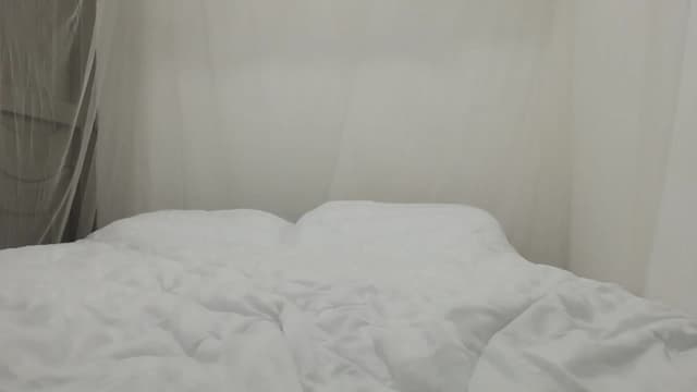 Gallery image thumbnail from yenlo's myfreecams stream on, 11/15/2022, 22:36 image 9 of 20