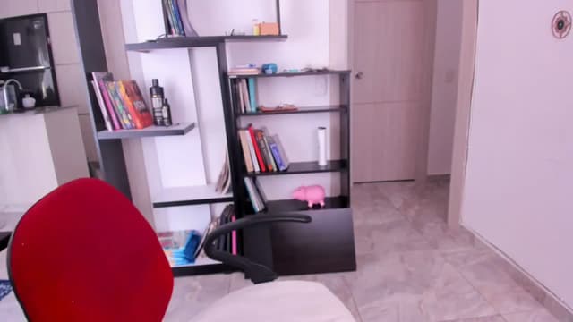 Gallery image thumbnail from yenlo's myfreecams stream on, 06/07/2025, 20:47 image 5 of 20