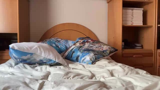 Gallery image thumbnail from yenlo's myfreecams stream on, 06/15/2026, 12:58 image 17 of 20