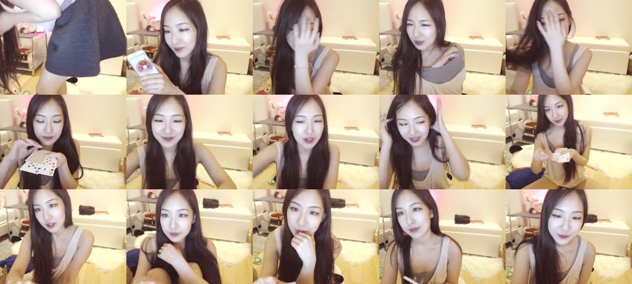 PushyLips-MFC-201708170514_m.jpg