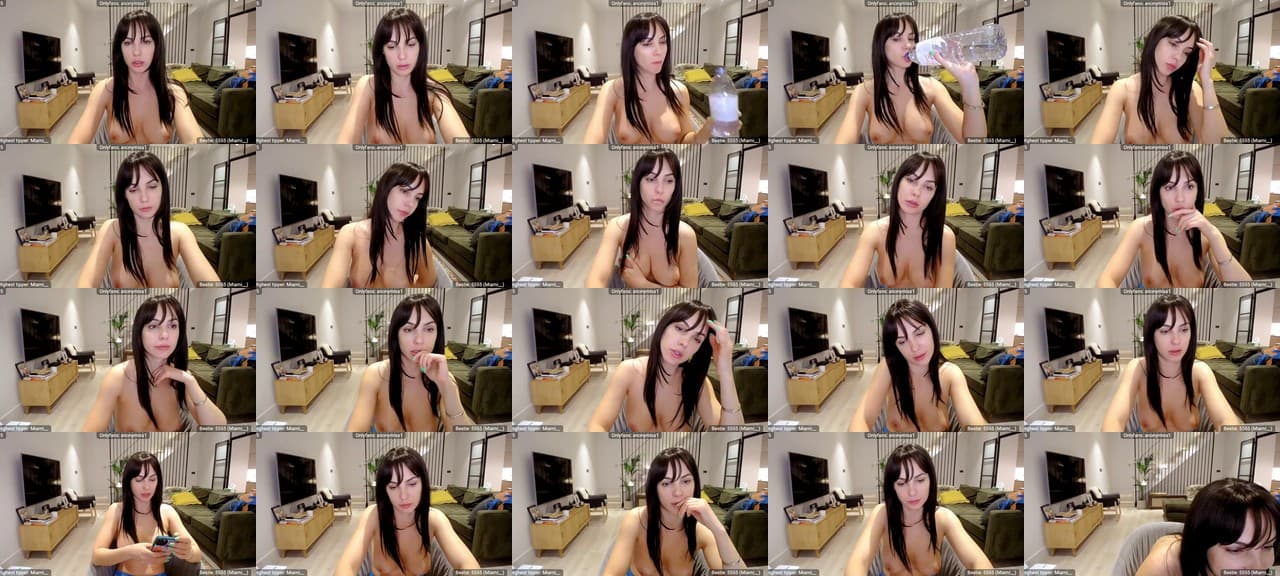 MessyStranger-MFC-202202220159_m.jpg