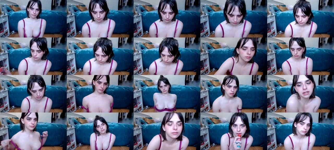 SophieSneezes-MFC-202204041408_m.jpg