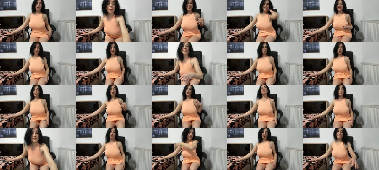 CrazyAdelle-MFC-202101141705_m.jpg