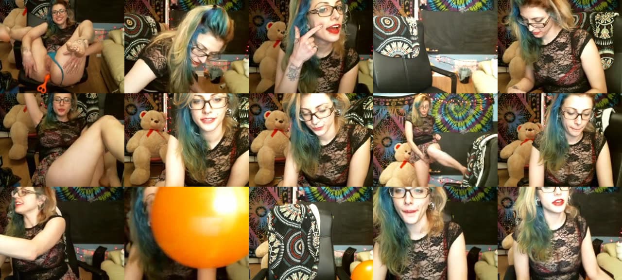 xSubDollx-MFC-201712282231_m.jpg