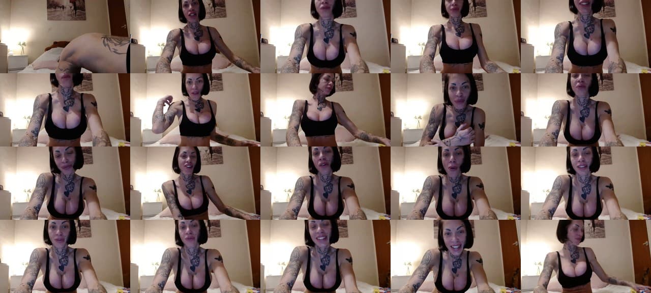 Foxy_Jay8-MFC-202112242137_m.jpg