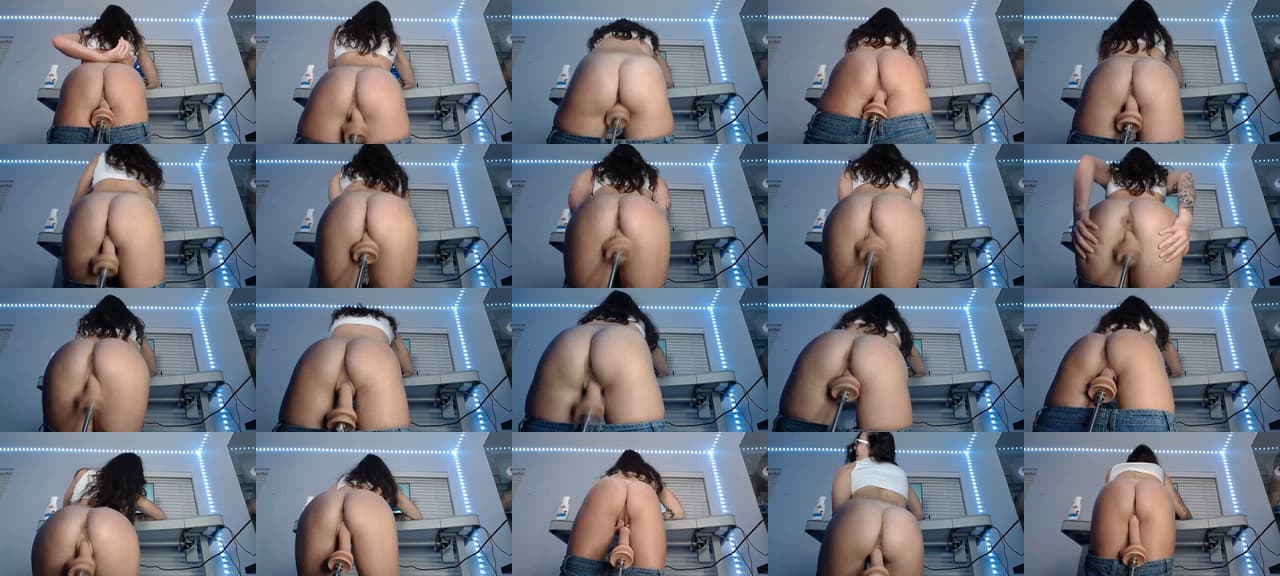 BunnyNextDoor-MFC-202208160147_m.jpg