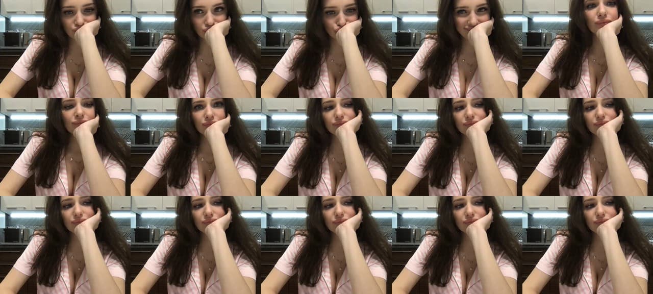 KissNastya-MFC-201910022120_m.jpg