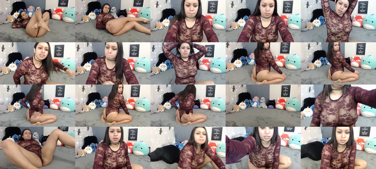 VampireHottie-MFC-201911100420_m.jpg