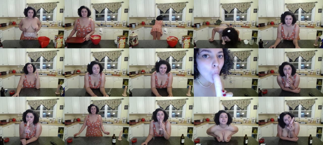LetsEatTina-MFC-201901040358_m.jpg
