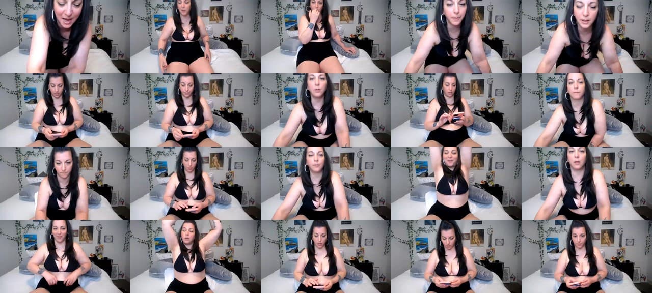 Curvyasfuck-MFC-202208131940_m.jpg