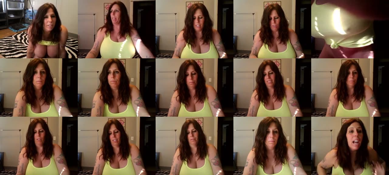 Giggles_4u-MFC-201802261531_m.jpg