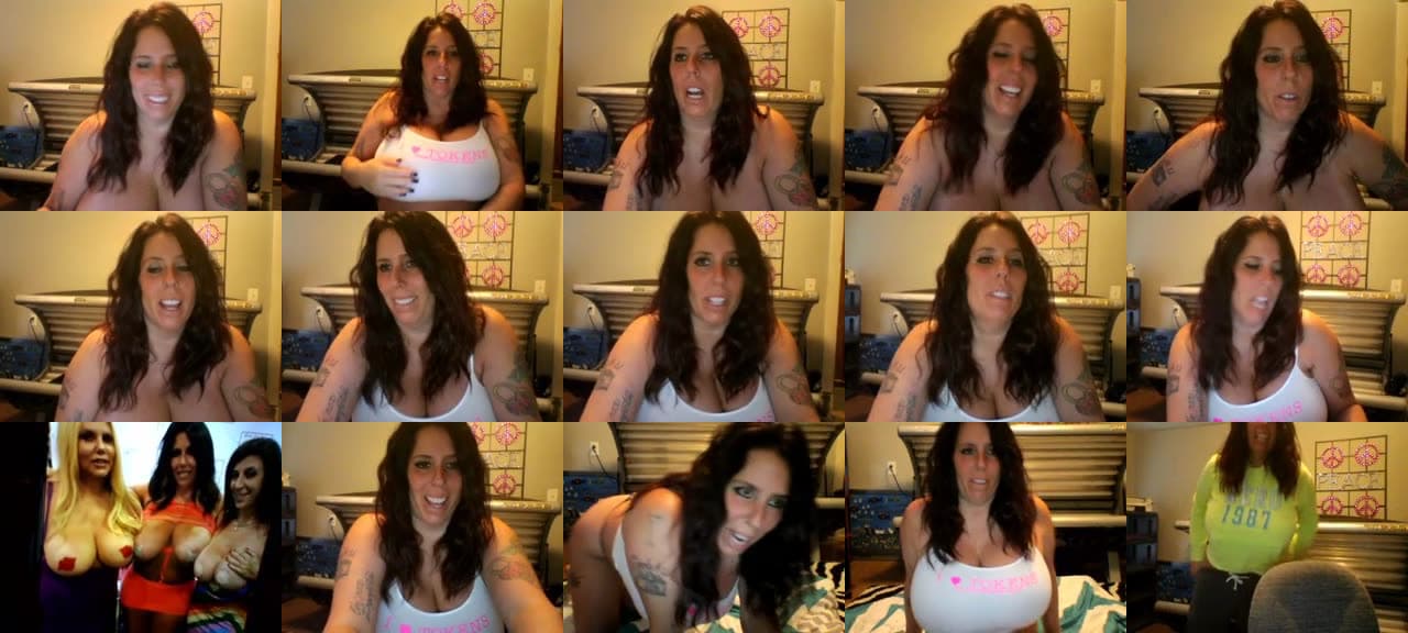 Giggles_4u-MFC-201711151533_m.jpg