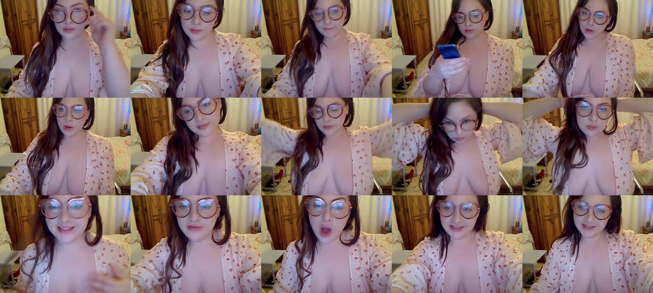 DivineBrat-MFC-201904070422_m.jpg
