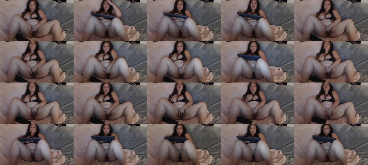 Kylie_McFly-MFC-202209250055_m.jpg