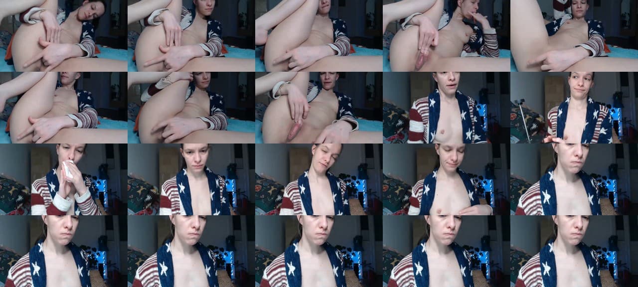PetitePinkie-MFC-202103282322_m.jpg