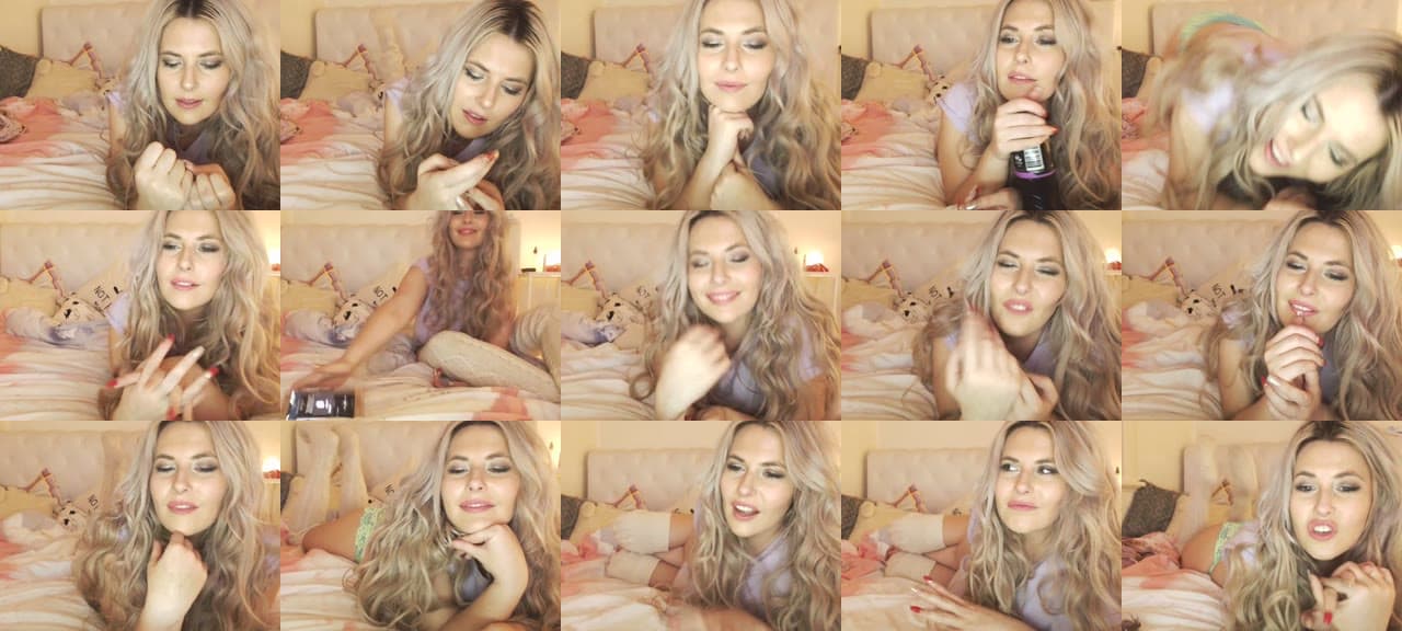 CozmicGirl-MFC-201710141059_m.jpg